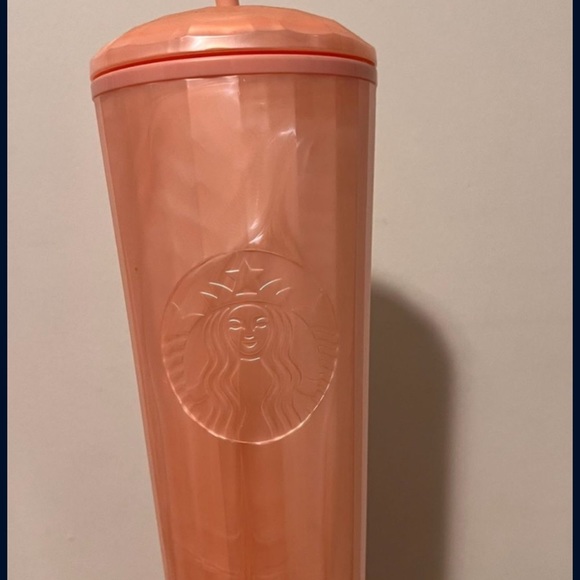 Starbucks cups - Picture 6 of 7
